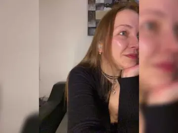 Alisasqrl  live sex cam