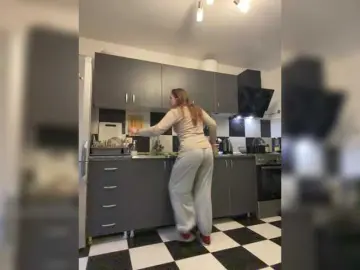 Alisasqrl  live sex cam