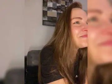 Alisasqrl  live sex cam