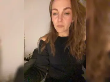 Alisasqrl  live sex cam