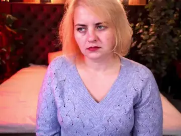 MysticMature  live sex cam