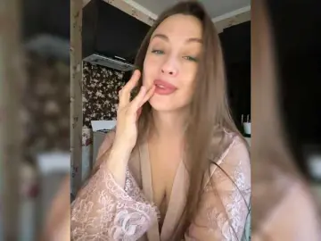 Redfox777  live sex cam