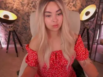 SusieWood  live sex cam