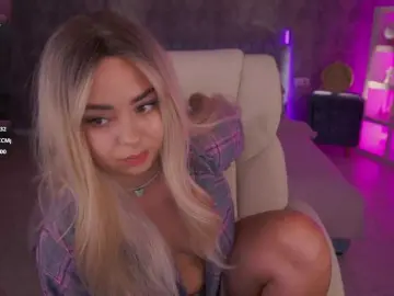 SusieWood  live sex cam