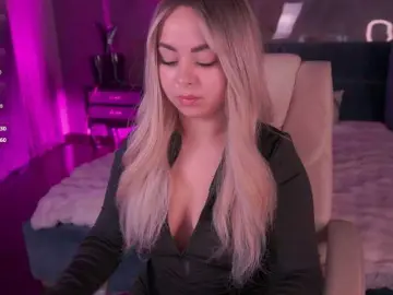 SusieWood  live sex cam