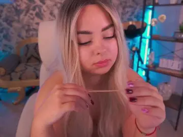 SusieWood  live sex cam