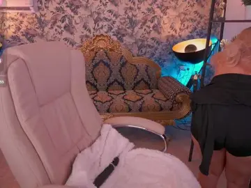 SusieWood  live sex cam