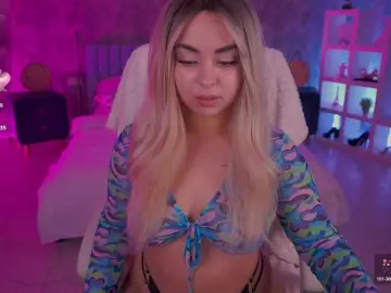 SusieWood  live sex cam