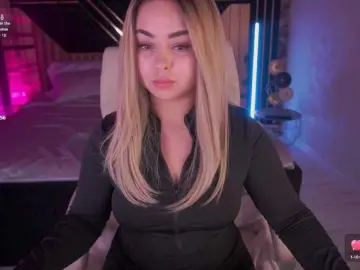 SusieWood  live sex cam