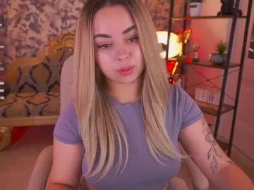 SusieWood  live sex cam