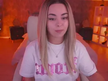 SusieWood  live sex cam