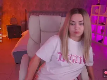 SusieWood  live sex cam