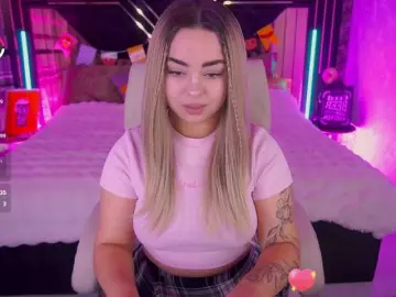 SusieWood  live sex cam
