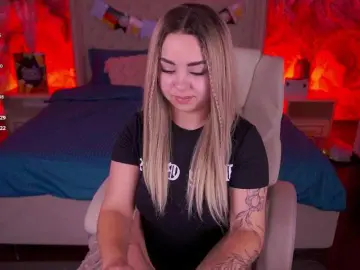 SusieWood  live sex cam