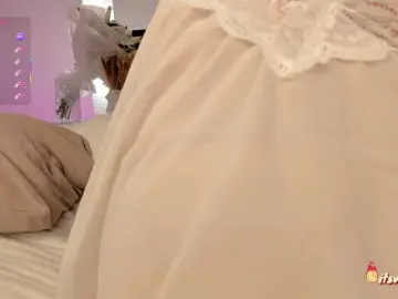 Vanessa-Walters  live sex cam