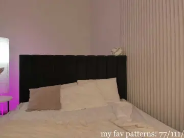 Vanessa-Walters  live sex cam