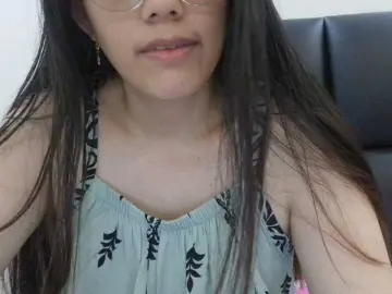 Simplesindyxx  live sex cam