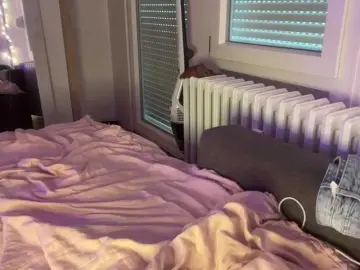 Sophiesweetside  live sex cam
