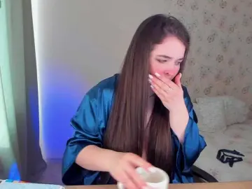 Alicenextdoor  live sex cam