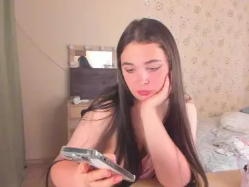 Alicenextdoor  live sex cam