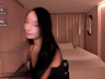 AmaraDivine  live sex cam