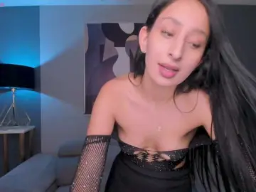 AmaraDivine  live sex cam
