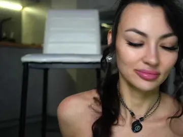 AnnaPurnaa  live sex cam