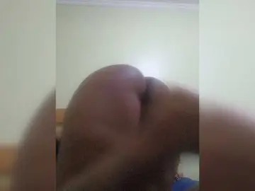Booby-Queency  live sex cam