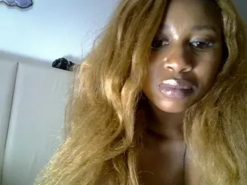 BustyAmy  live sex cam
