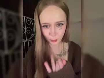 LolaMin  live sex cam