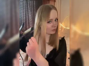 LolaMin  live sex cam
