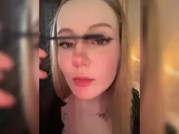 LolaMin  live sex cam