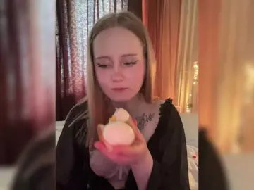 LolaMin  live sex cam