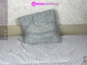 PetiteBunny  live sex cam