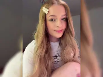 Mandarinkaa  live sex cam