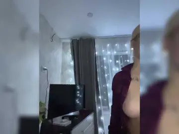 Milafka11  live sex cam