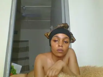 Candy011  live sex cam