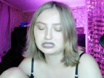 DarkGirl  live sex cam