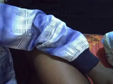 Sweetvine  live sex cam