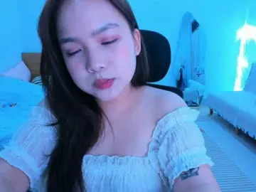 YanaPeach  live sex cam