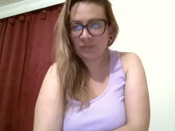 Evangeline16  live sex cam