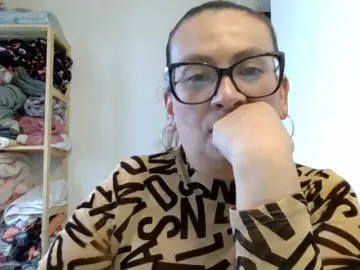 Evangeline16  live sex cam