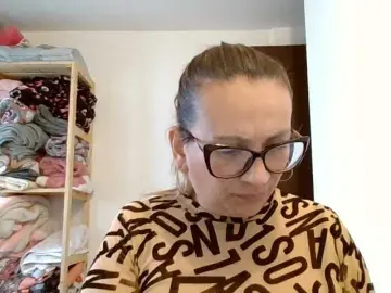 Evangeline16  live sex cam