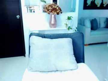 Julietjohnson  live sex cam