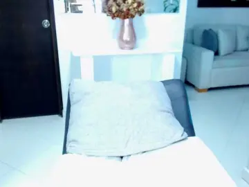 Julietjohnson  live sex cam