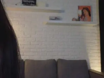 Qwwwelbi  live sex cam
