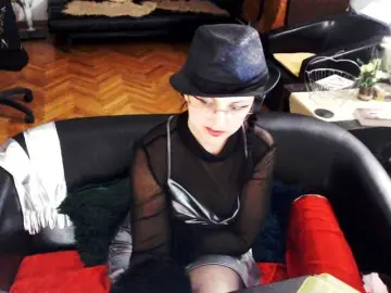1imperatriza  live sex cam