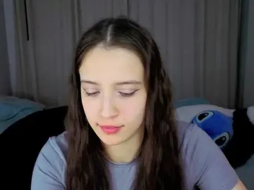 AlyssaWhite  live sex cam