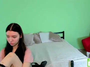 Amelia-skyy  live sex cam
