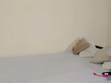 Amelia-skyy  live sex cam